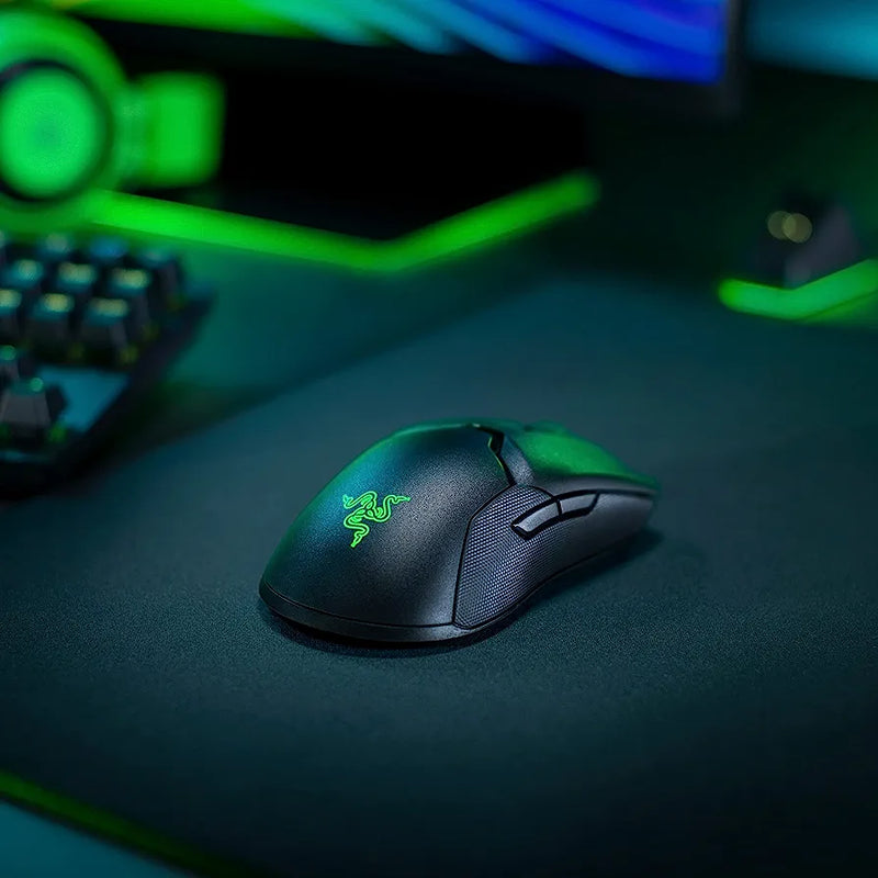 Razer Viper Ultimate Lightweight Wireless Gaming Mouse with Charging Dock
